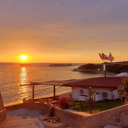 사르치투 쿠글리에리 Mare Lughente B&B 외부 사진