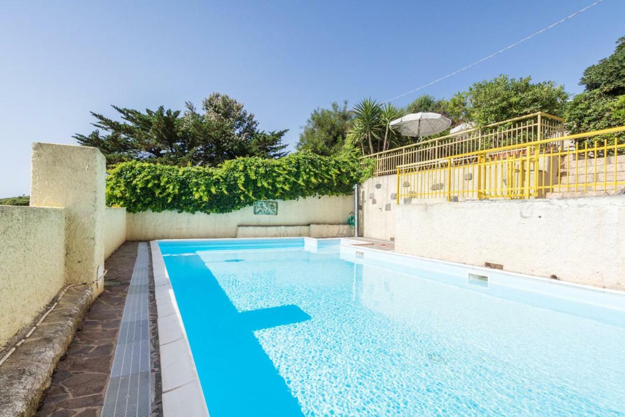 사르치투 쿠글리에리 Mare Lughente B&B 외부 사진