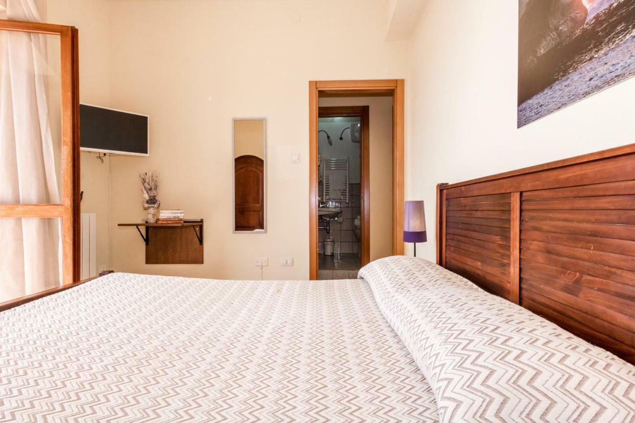 사르치투 쿠글리에리 Mare Lughente B&B 외부 사진