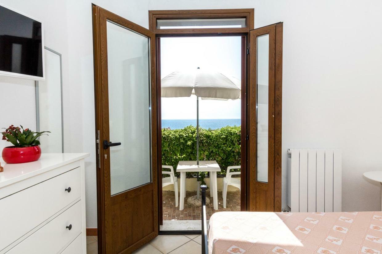 사르치투 쿠글리에리 Mare Lughente B&B 외부 사진